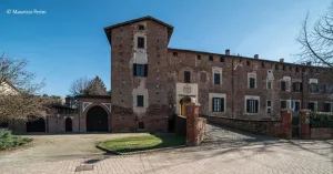 Castello Isimbardi - Castello d'Agogna - Immagine: 1