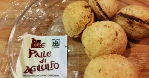 Le Palle di Agilulfo: uno dei dolci tipici di Lomello - Immagine: 1