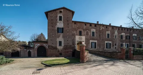 Castello Isimbardi - Castello d'Agogna